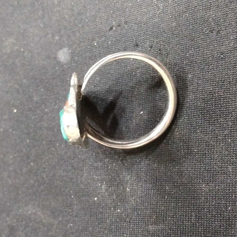 Native American Style Ring - Picture 5 of 6